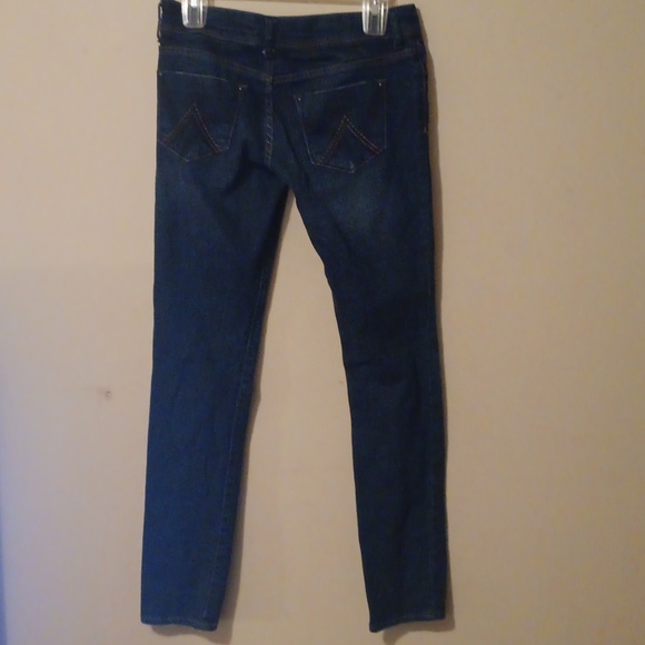 Jeans - Picture 4 of 11